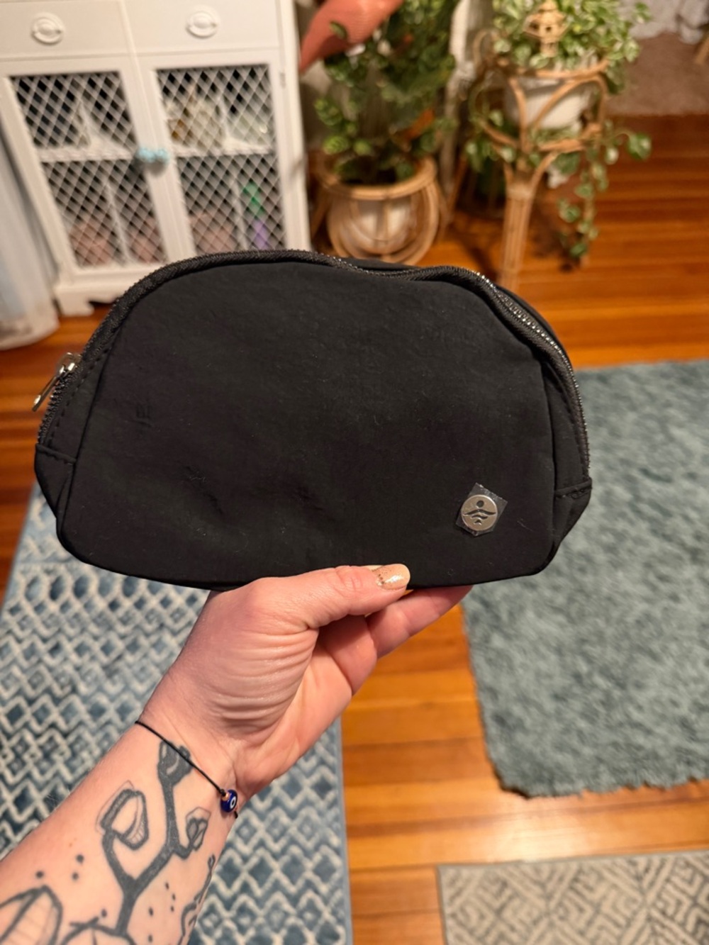 Nwt Halara crossbody/fannypack/beltbag